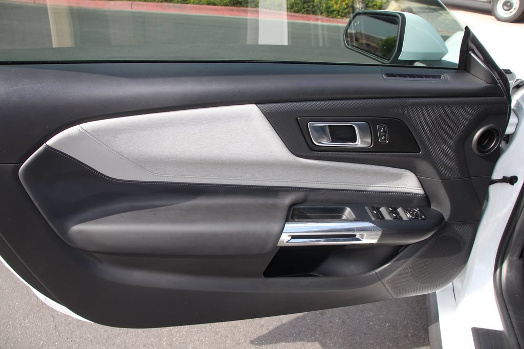 Certified 2025 Ford Mustang Convertible RWD image 21
