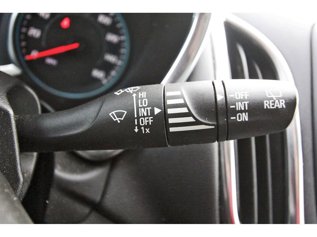 Used 2020 Chevrolet Equinox LT image 17