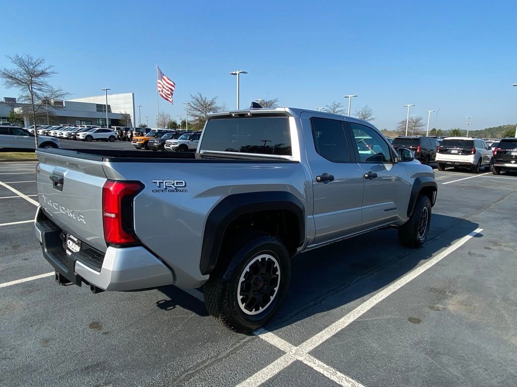 Used 2024 Toyota Tacoma TRD Off-Road image 5