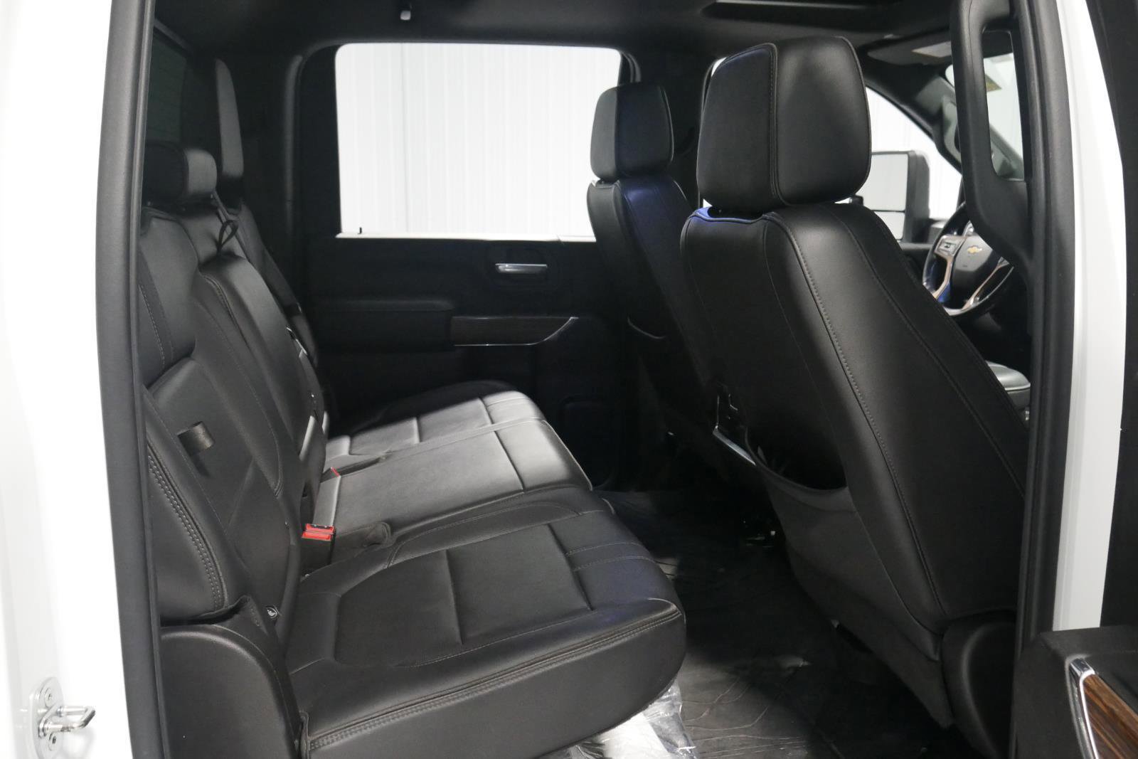 Used 2022 Chevrolet Silverado 2500 High Country image 17