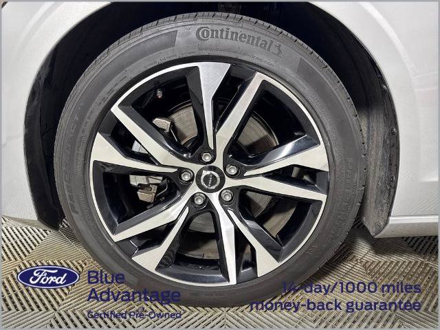 Used 2025 Volvo S60 B5 Core AWD/4WD image 13