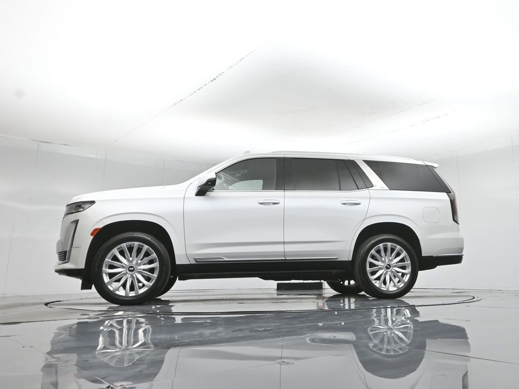 Used 2024 Cadillac Escalade Luxury w/ LPO, Floor Liner Package image 8