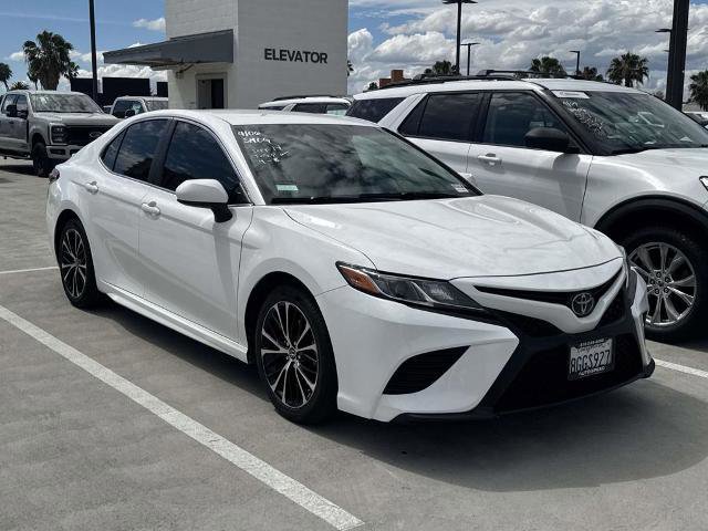 Used 2018 Toyota Camry SE FWD image 6