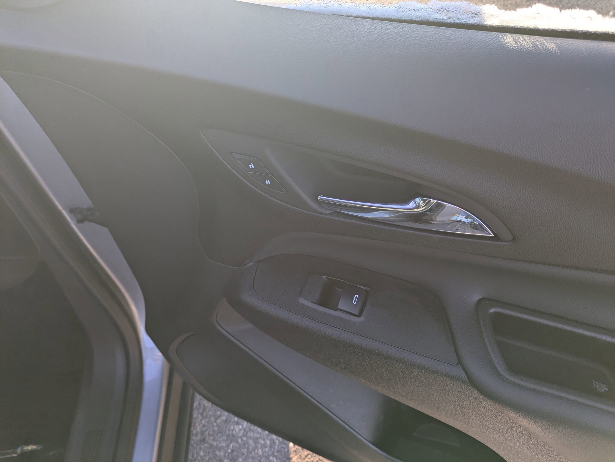 Used 2024 Chevrolet Equinox LT image 32