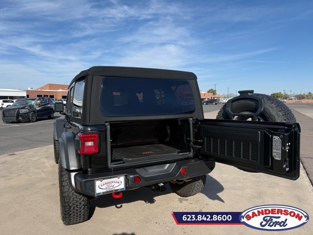 Used 2022 Jeep Wrangler Unlimited Rubicon w/ Xtreme Recon 35" Tire Package image 9