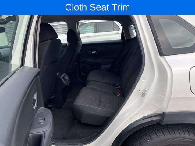 Used 2023 Honda HR-V LX image 9