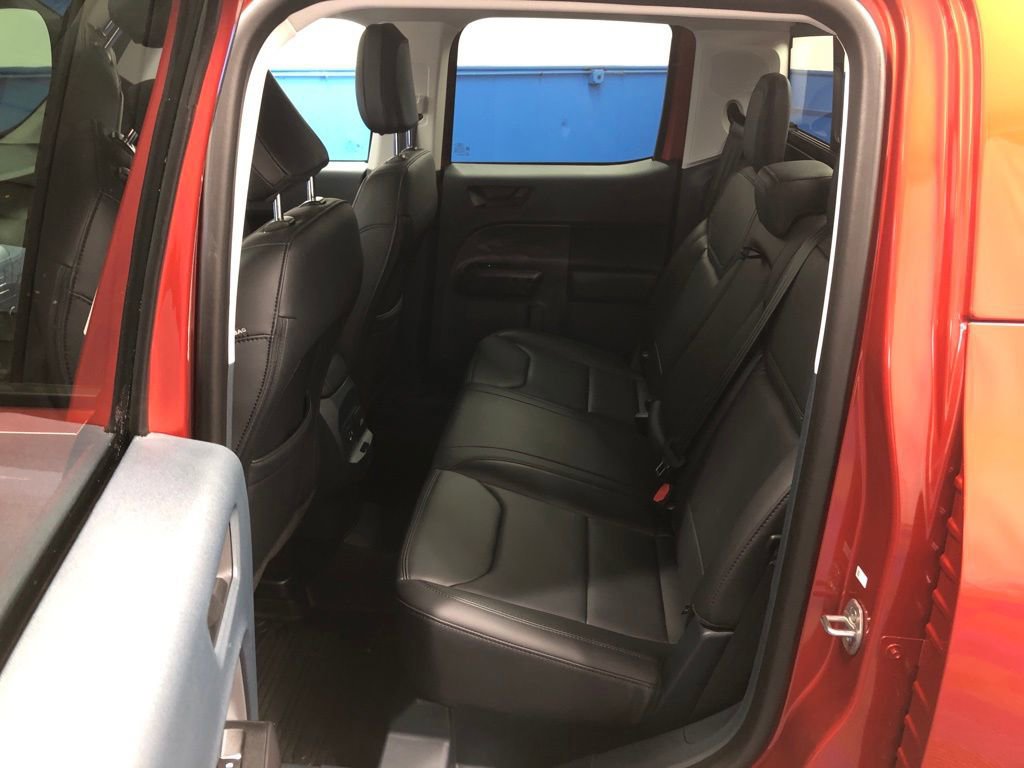 Certified 2024 Ford Maverick Lariat w/ Black Appearance Package image 23