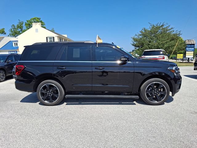 Certified 2023 Ford Expedition Limited AWD/4WD image 12