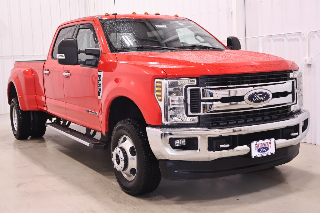 Certified 2019 Ford F350 XLT w/ XLT Premium Package AWD/4WD image 4