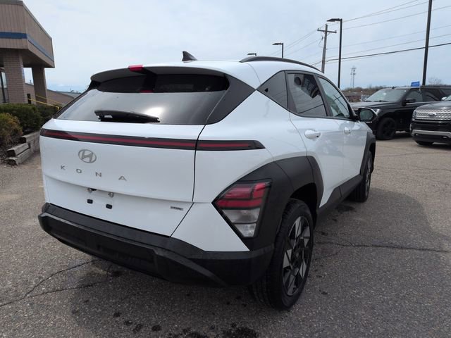 Used 2024 Hyundai Kona SEL AWD/4WD image 5
