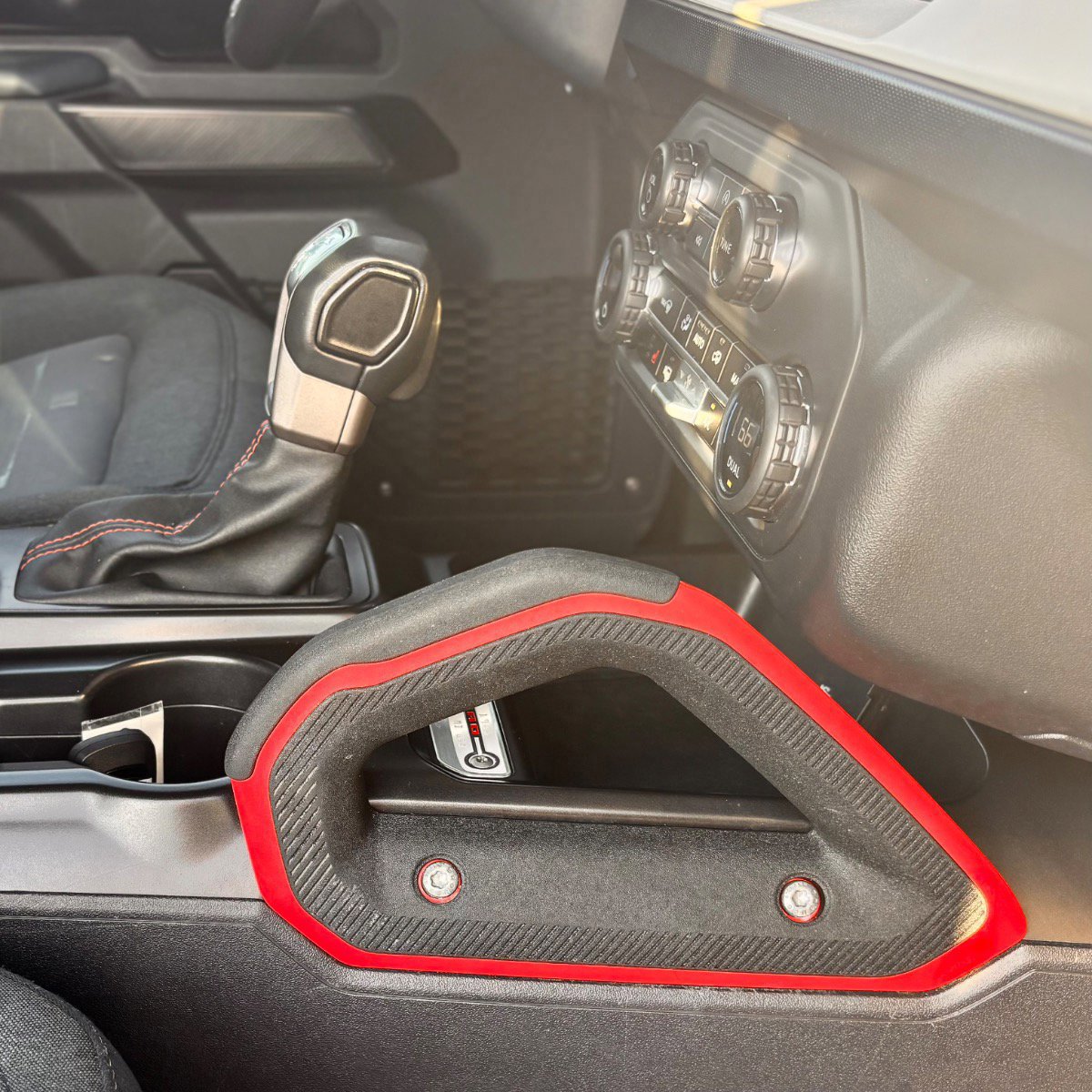 Certified 2024 Ford Bronco Heritage Edition image 43