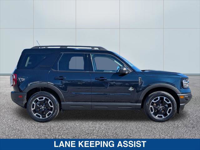 Certified 2022 Ford Bronco Sport Outer Banks w/ Tech Package image 2