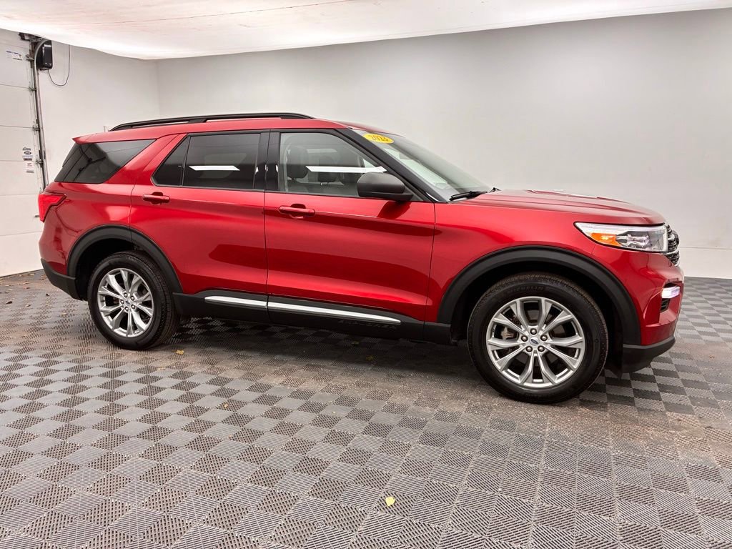 Certified 2023 Ford Explorer XLT w/ Equipment Group 202A image 2