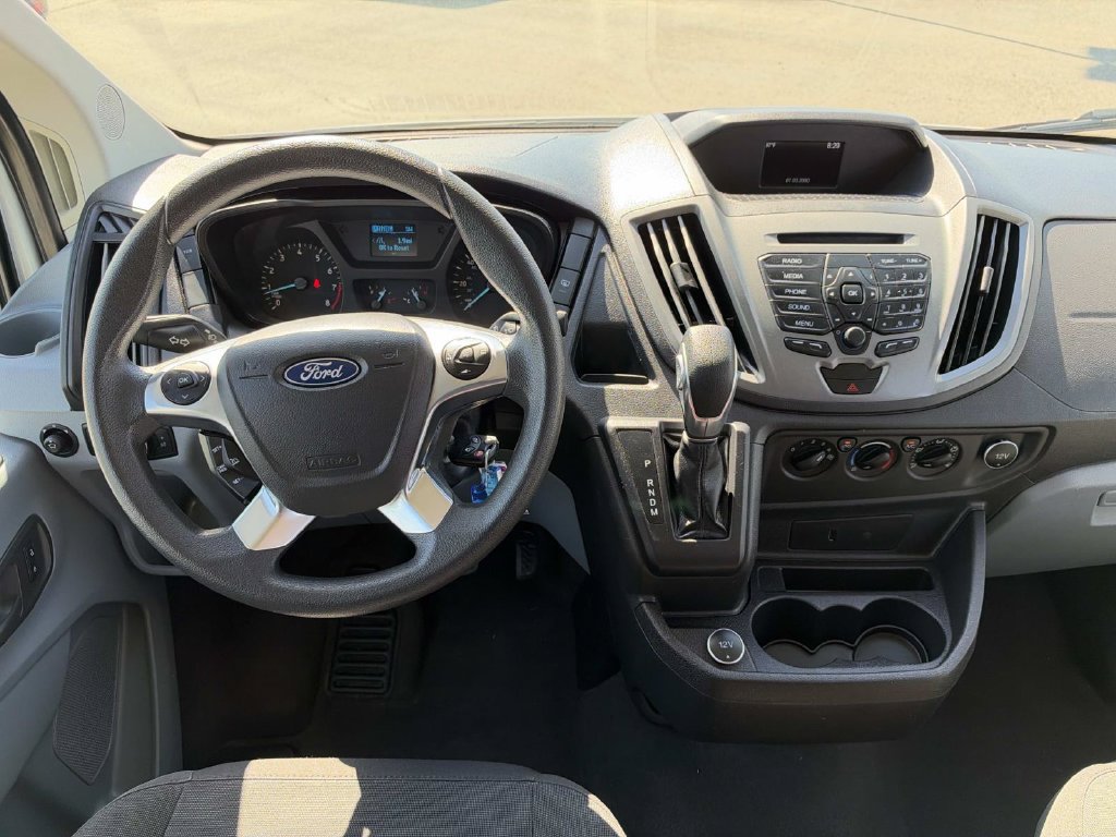 Certified 2018 Ford Transit 350 XL RWD image 11