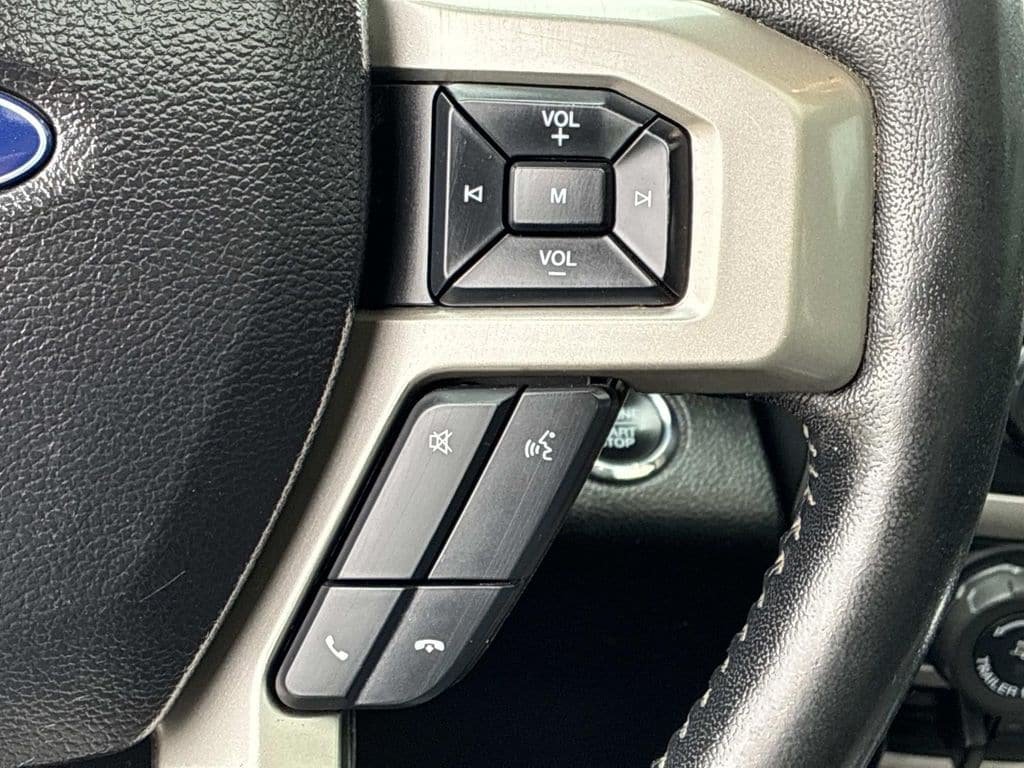 Certified 2020 Ford F150 Lariat w/ Equipment Group 502A Luxury AWD/4WD image 27