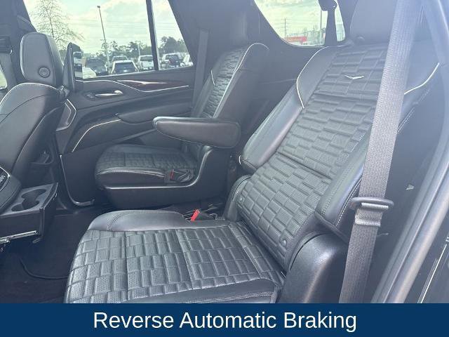 Used 2023 Cadillac Escalade Premium Luxury Platinum image 18