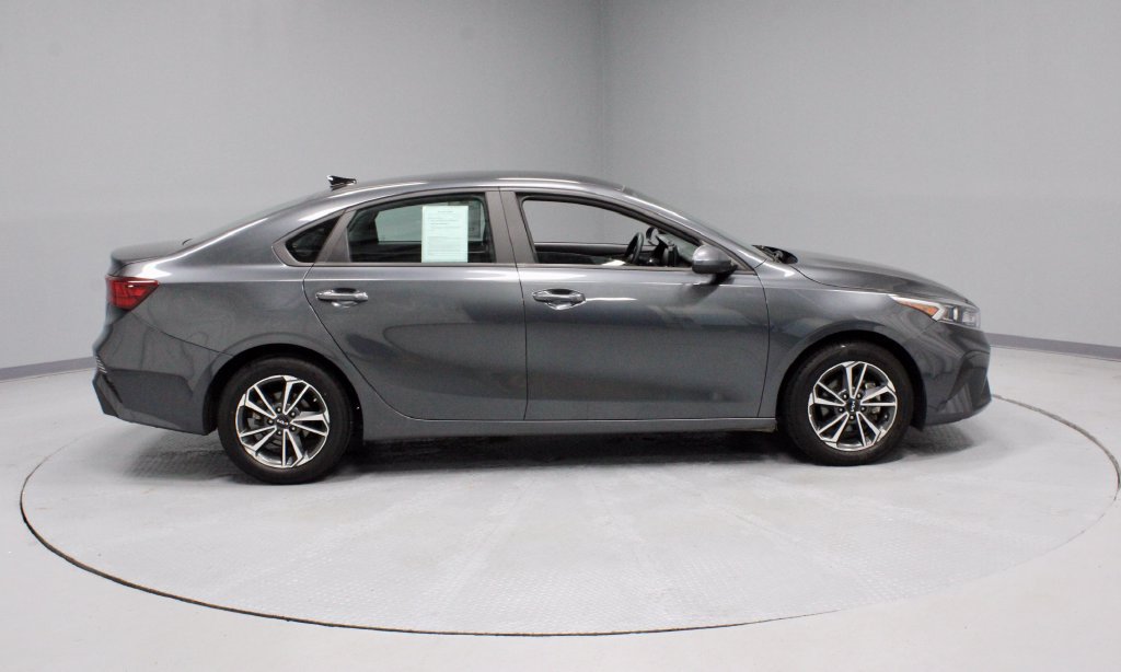 Used 2023 Kia Forte LXS FWD image 11