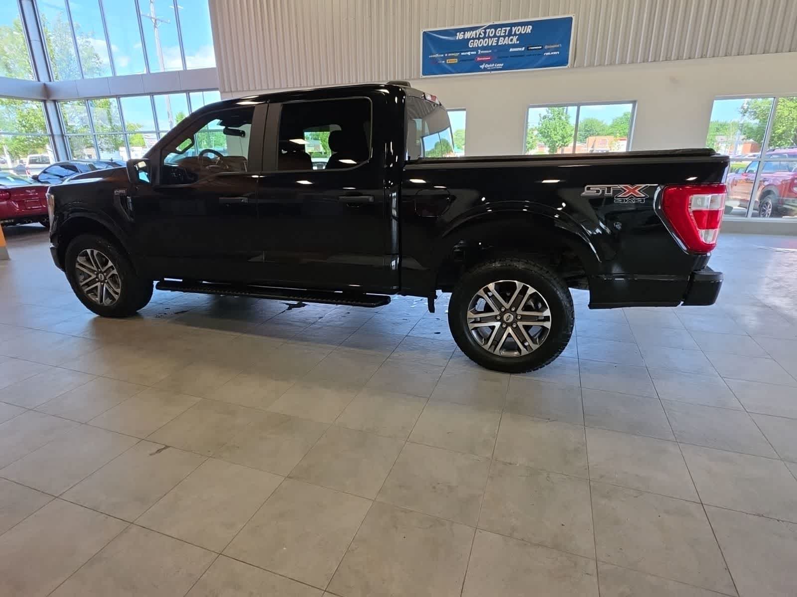 Certified 2021 Ford F150 XL w/ STX Appearance Package AWD/4WD image 16