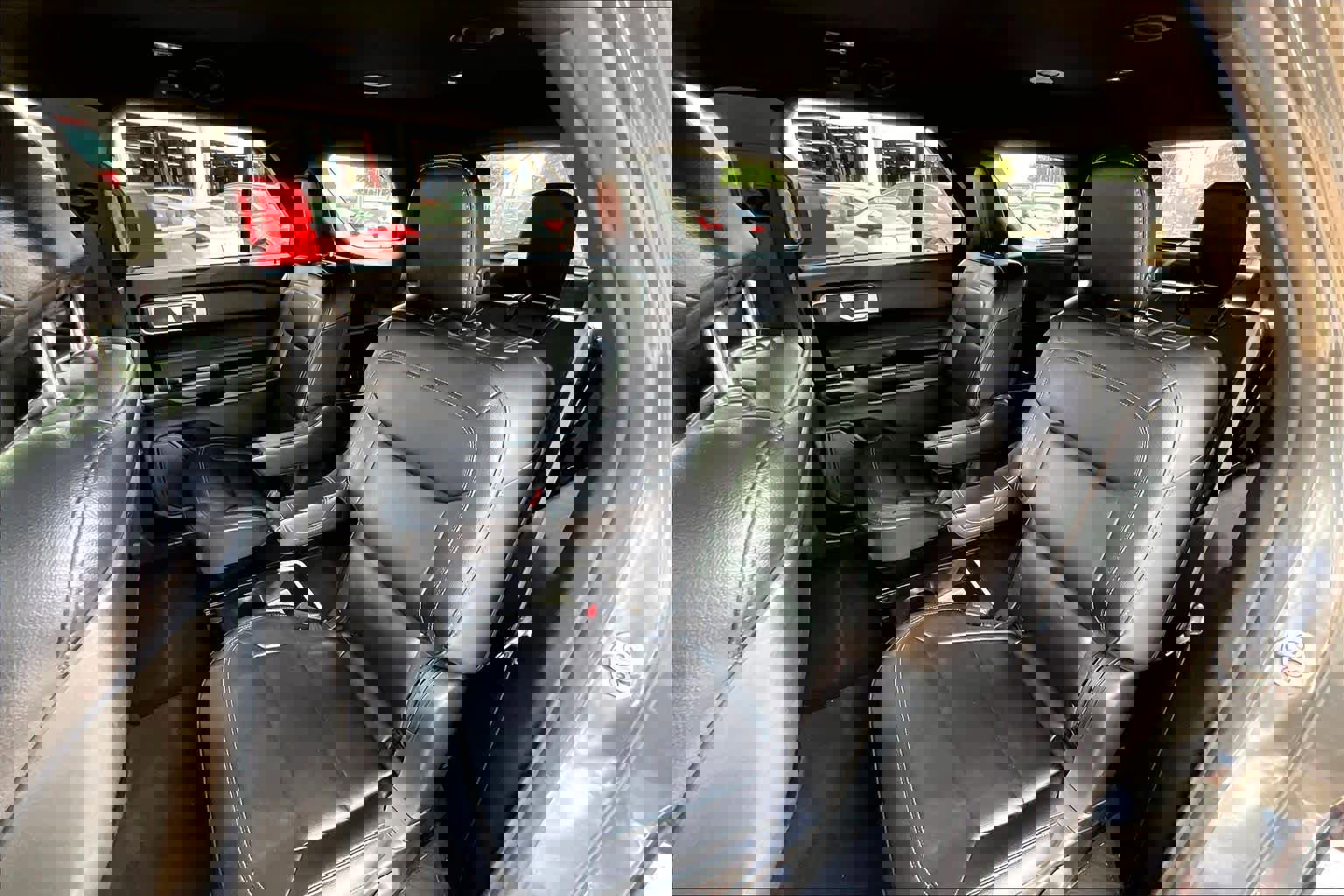 Certified 2020 Ford Explorer XLT w/ Equipment Group 202A RWD image 21