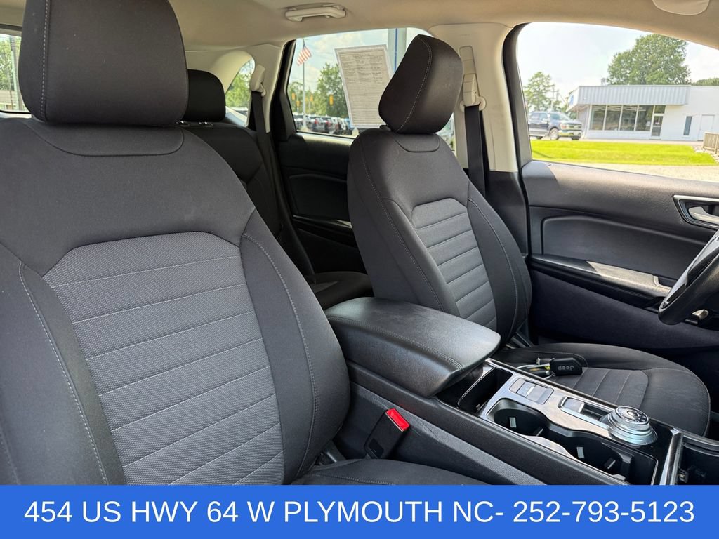 Certified 2020 Ford Edge SE FWD image 16