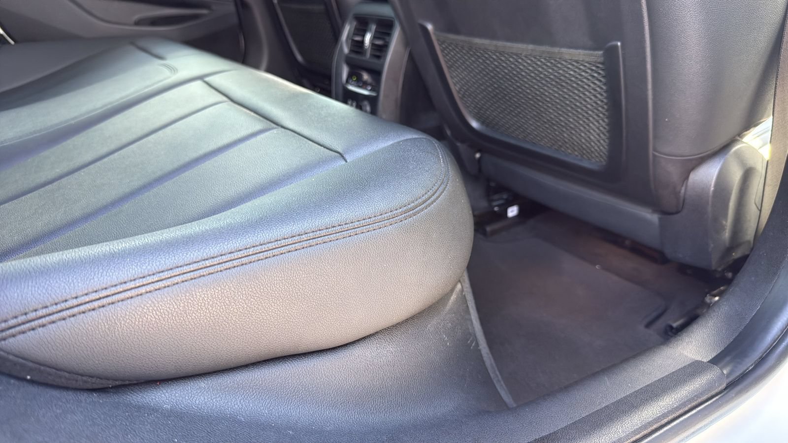 Used 2019 BMW 330i xDrive Sedan AWD/4WD image 23