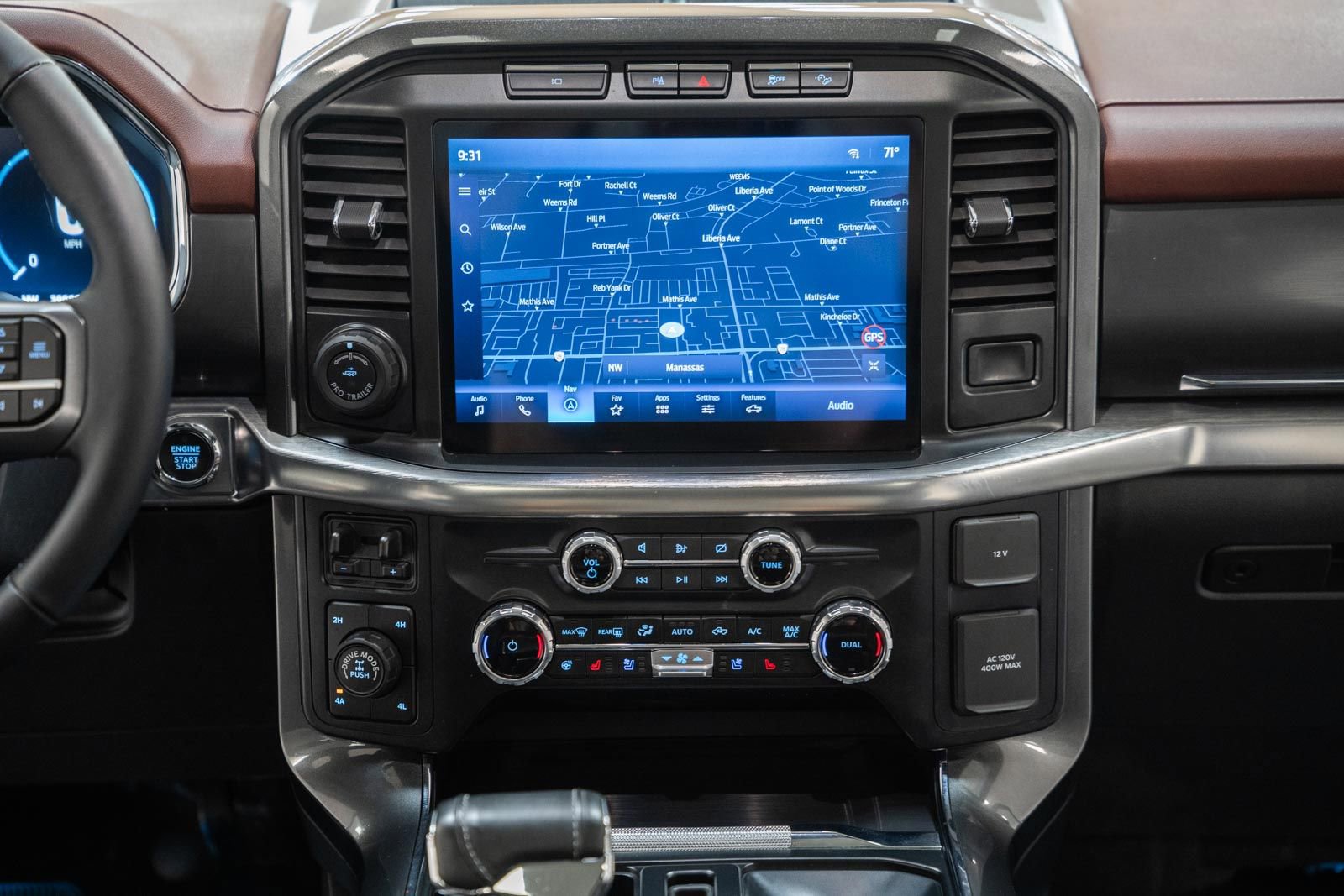 Certified 2023 Ford F150 Lariat w/ Equipment Group 502A High AWD/4WD image 28