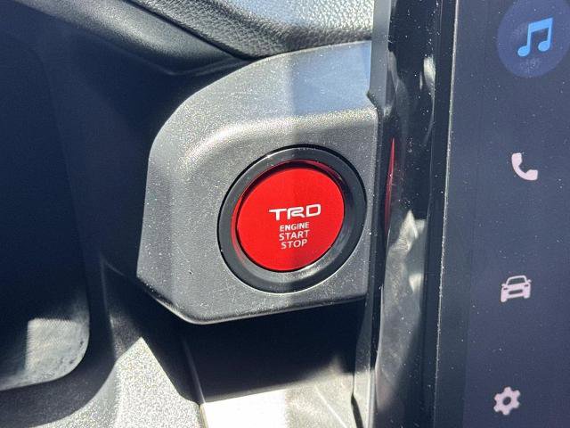 Used 2024 Toyota Tacoma TRD Off-Road AWD/4WD image 17