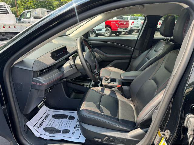 Certified 2025 Ford Mustang Mach-E Premium w/ Sport Appearance Package AWD/4WD image 10