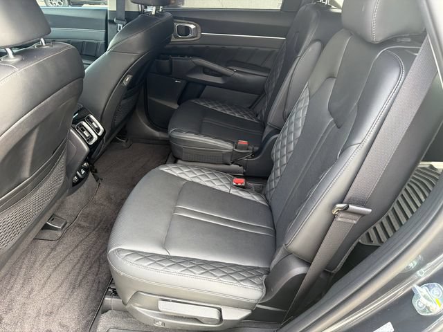 Used 2023 Kia Sorento SX Prestige AWD/4WD image 23