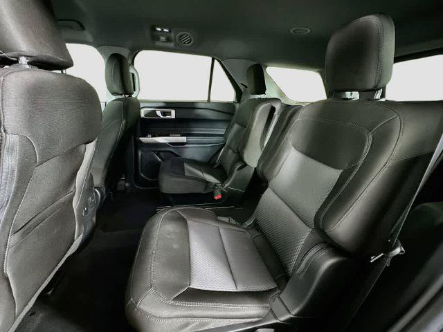 Certified 2023 Ford Explorer XLT RWD image 14