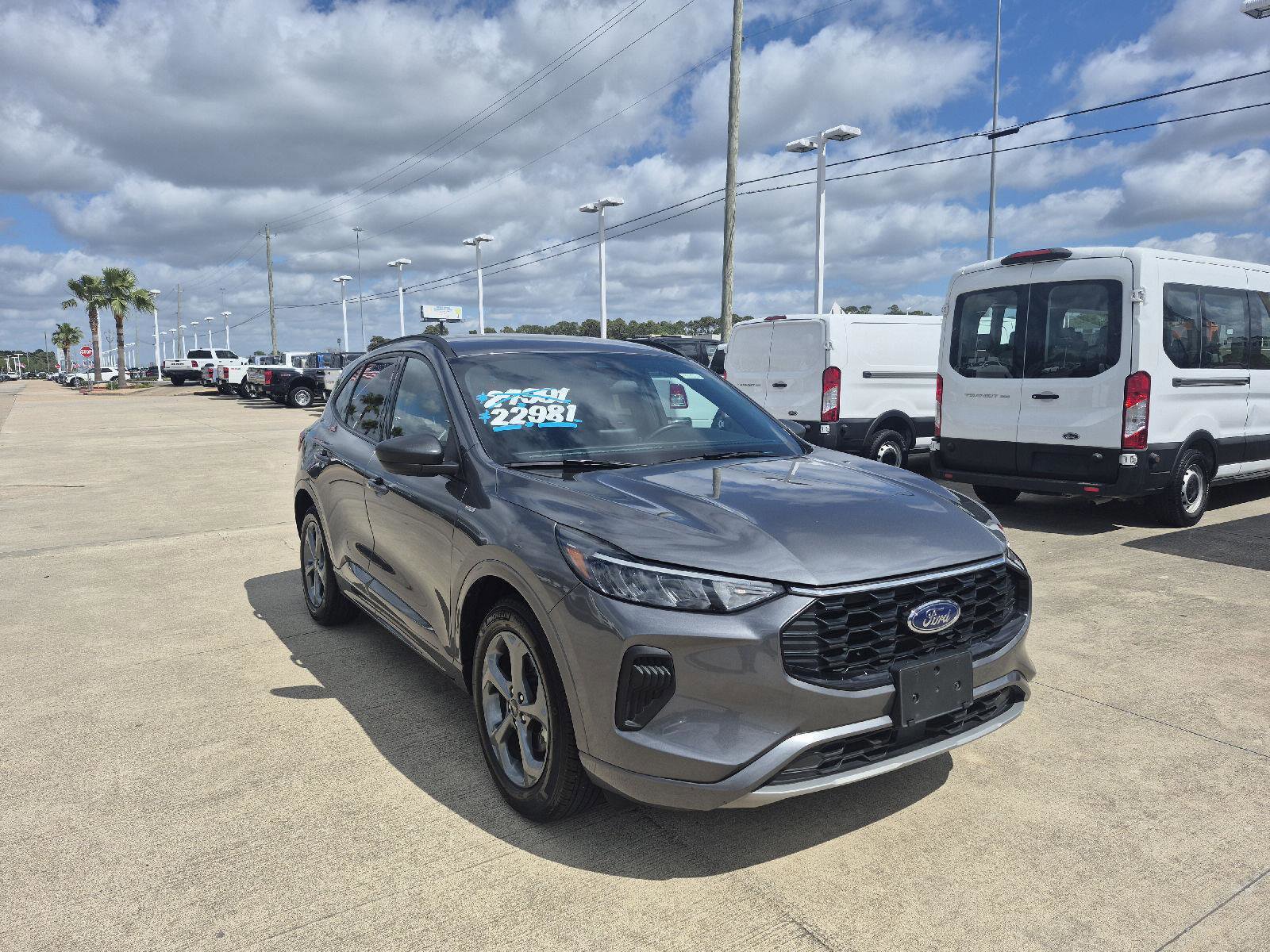 Certified 2024 Ford Escape ST-Line image 6