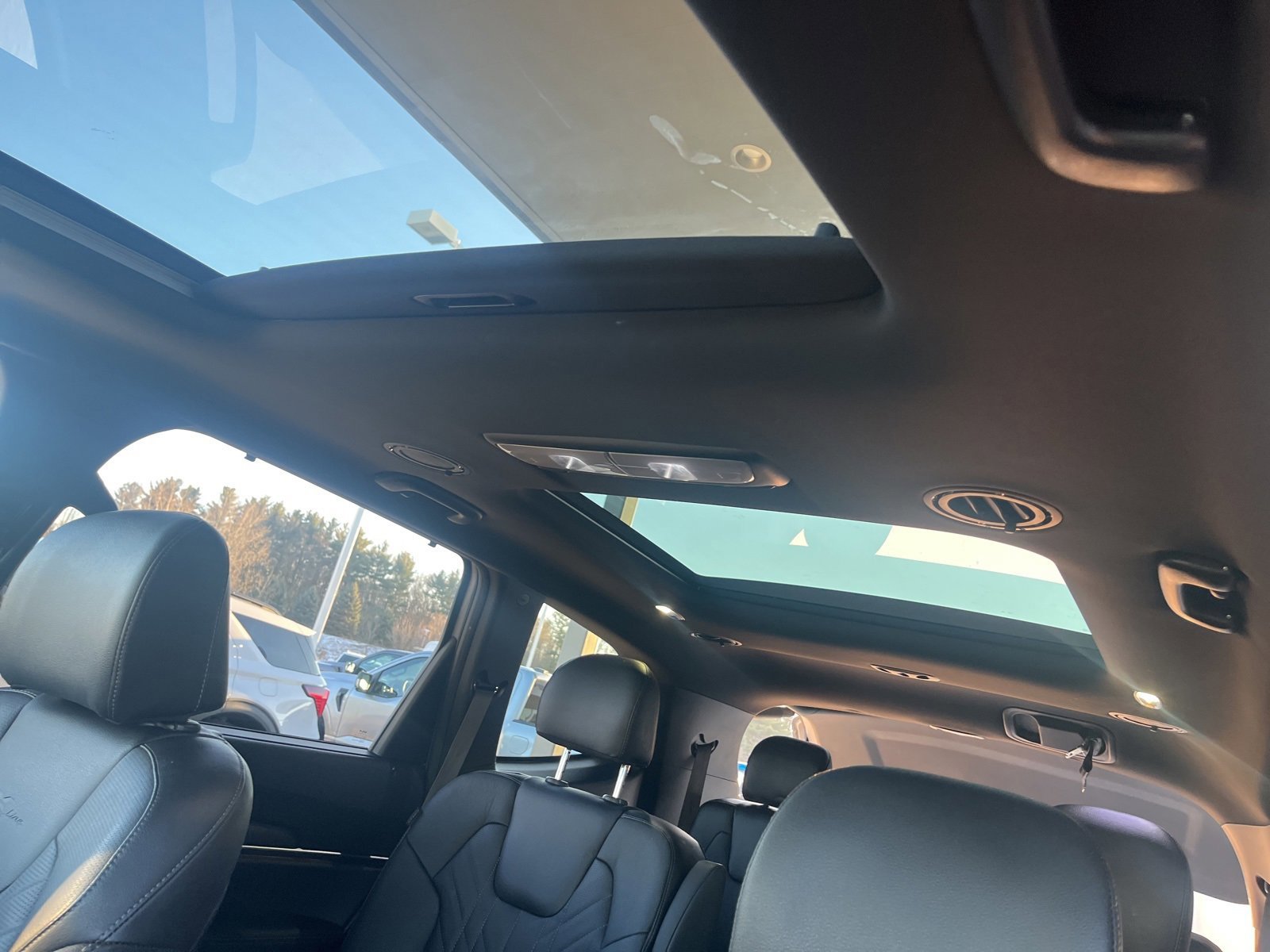 Used 2024 Kia Telluride SX X-Line image 12