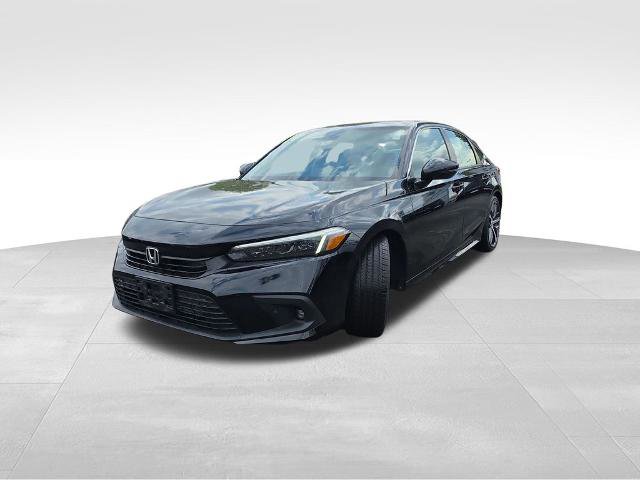 Used 2024 Honda Civic Touring image 3
