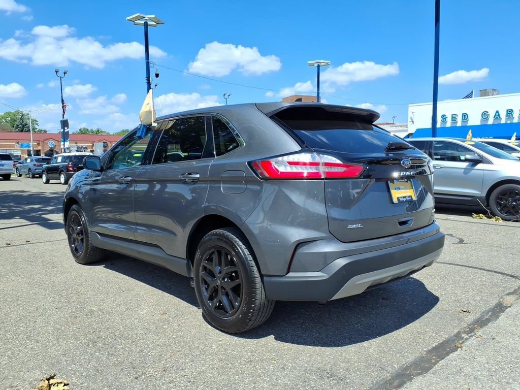 Certified 2024 Ford Edge SEL w/ Convenience Package AWD/4WD image 8