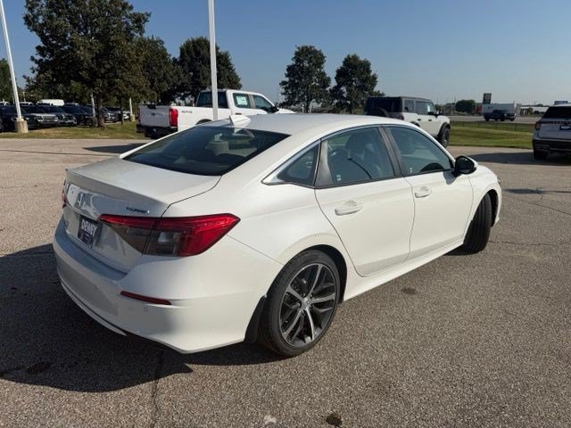 Used 2024 Honda Civic Touring image 9