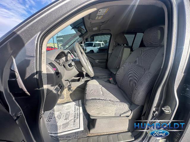 Used 2017 Nissan Frontier SV image 12