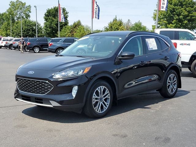Certified 2022 Ford Escape SEL w/ Class II Trailer Tow Package AWD/4WD image 2