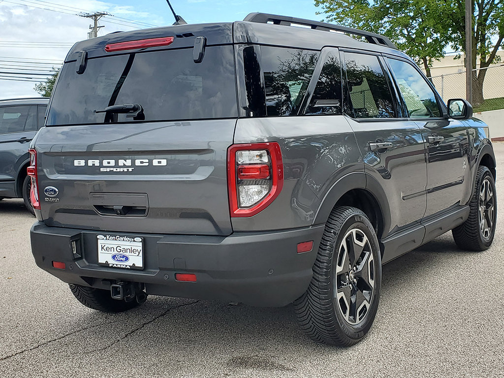 Certified 2022 Ford Bronco Sport Outer Banks w/ Tech Package AWD/4WD image 5