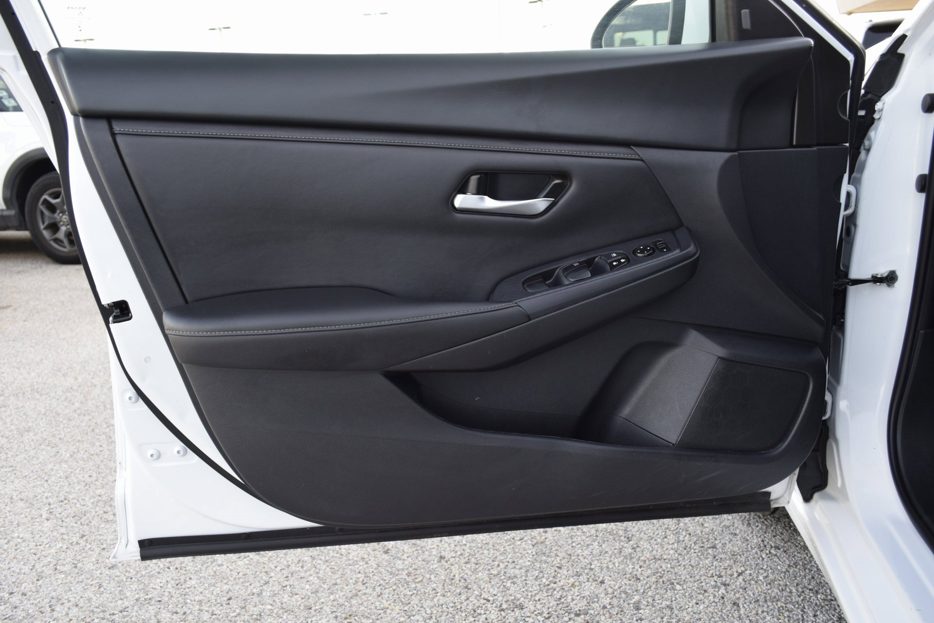 Used 2024 Nissan Sentra SV image 19