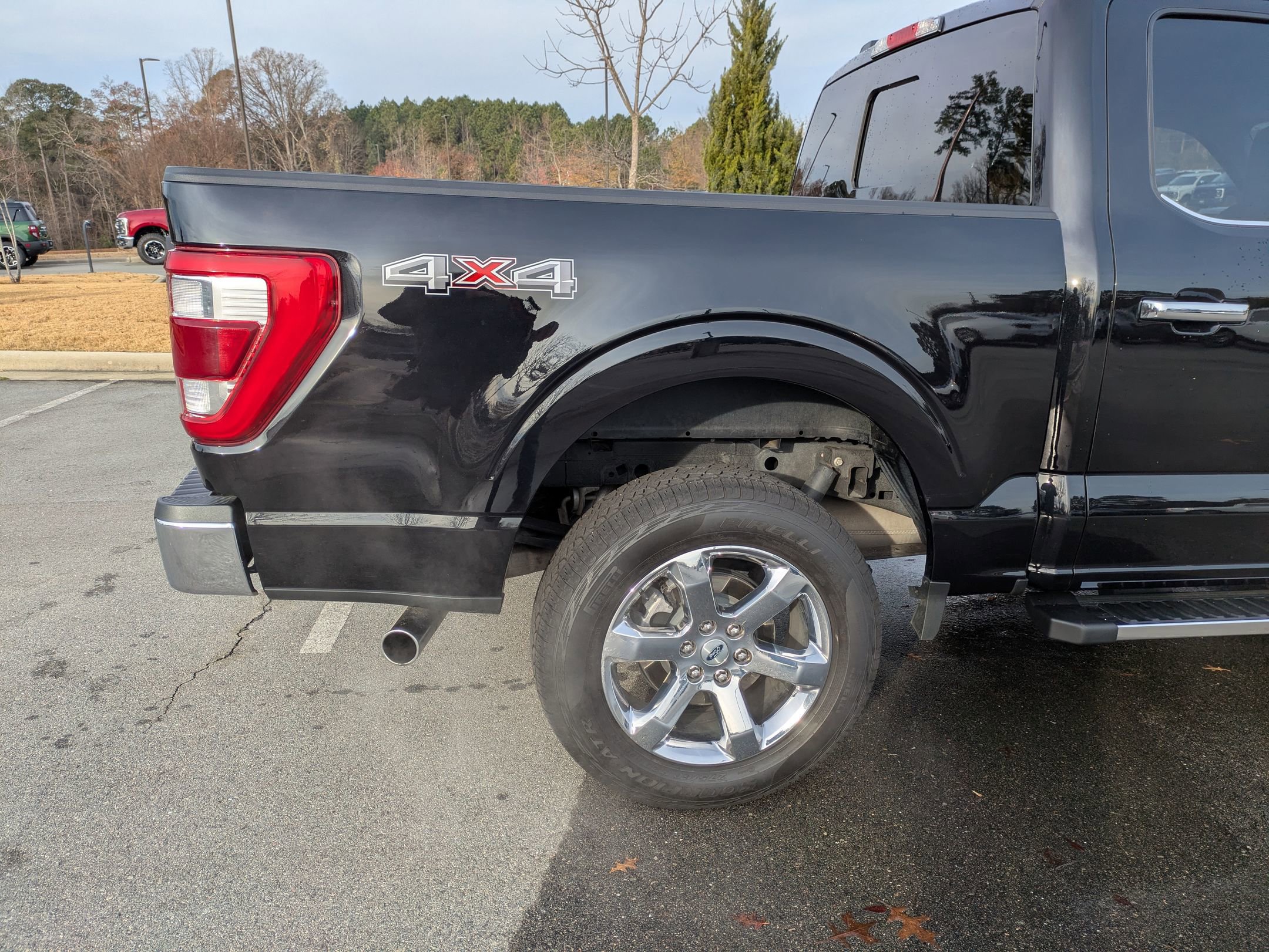 Certified 2022 Ford F150 Lariat w/ Equipment Group 502A High image 39