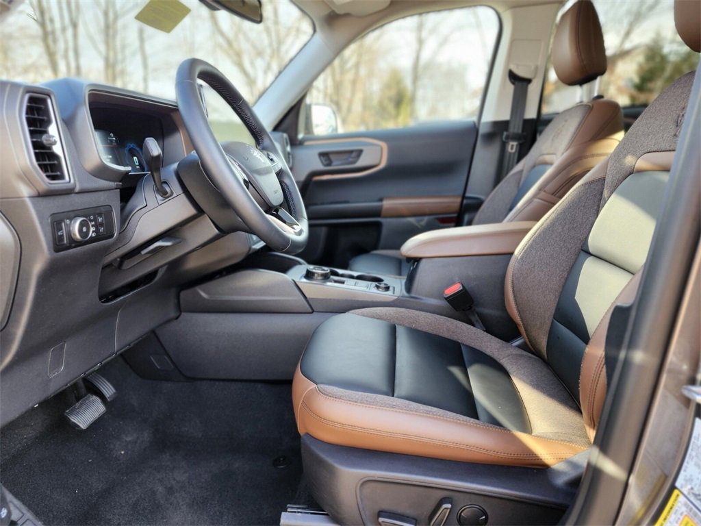 Certified 2025 Ford Bronco Sport Outer Banks w/ Outer Banks Tech Package+ image 18