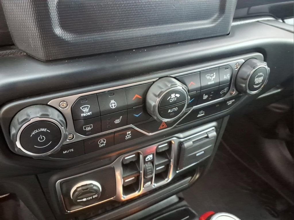 Used 2021 Jeep Wrangler Unlimited Sport AWD/4WD image 9