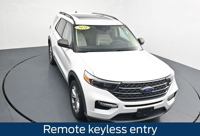 Certified 2021 Ford Explorer XLT w/ Equipment Group 202A AWD/4WD image 19