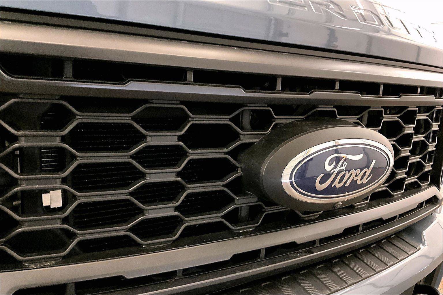 Certified 2023 Ford F250 Lariat w/ Lariat Ultimate Package image 29