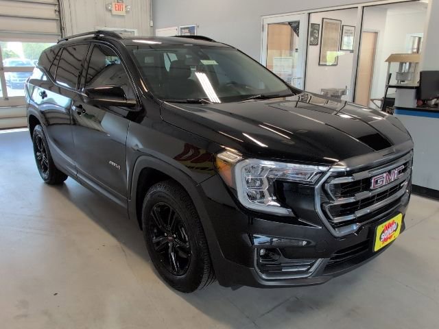 Used 2024 GMC Terrain AT4 w/ Infotainment Package II AWD/4WD image 10