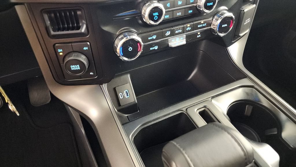 Certified 2024 Ford F150 XLT w/ XLT Black Appearance Package AWD/4WD image 18