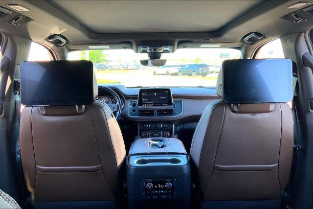 Used 2021 Chevrolet Suburban High Country w/ Premium Package image 33
