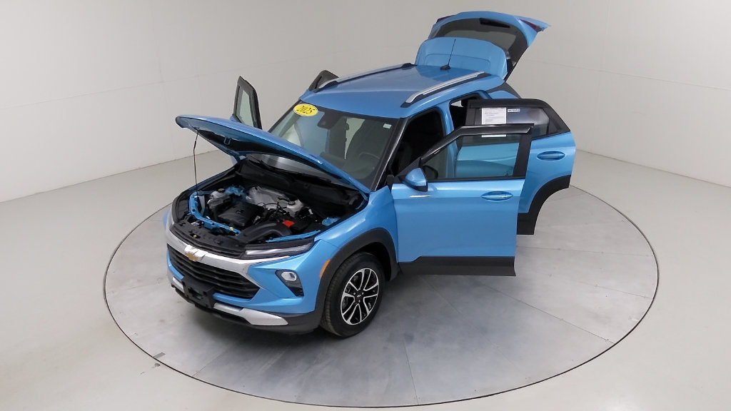 Used 2025 Chevrolet TrailBlazer LT w/ Convenience Package AWD/4WD image 53