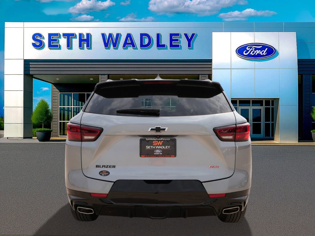 Used 2025 Chevrolet Blazer RS image 4