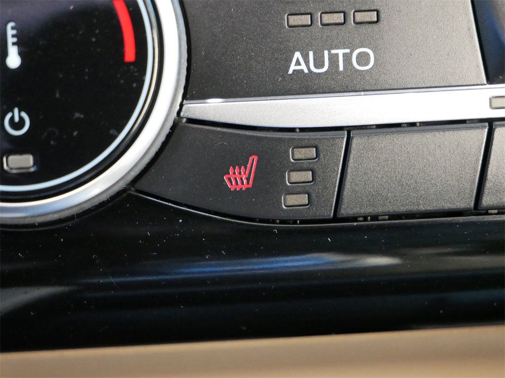 Certified 2022 Ford Escape Titanium image 26